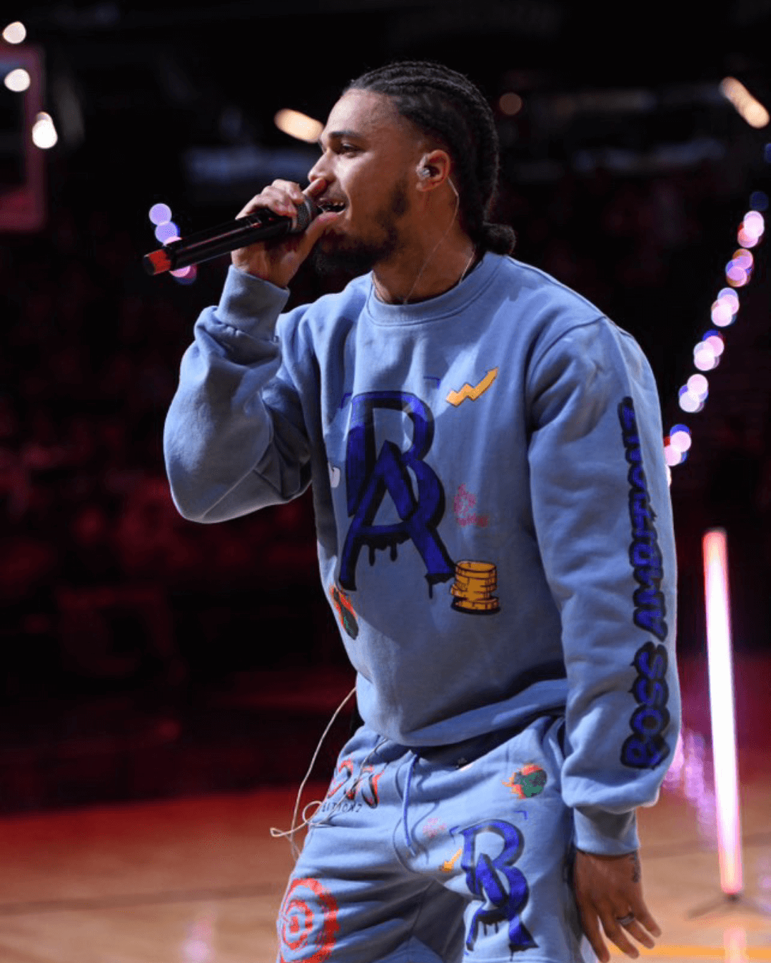 Kidd Friendly Performing live at Phoenix Suns Halftime show wearing Boss Ambitionz Legacy Luxe Ensemble. 